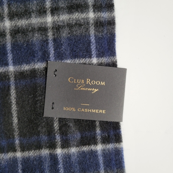 🆕️100% Cashmere Club Room Men's Blue Plaid Scarf - Picture 3 of 9